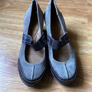 Naturalizer Brown wedge Natural Soul Soft comfy womens size 8